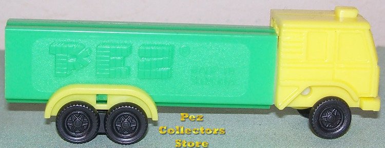 (image for) D Series Truck R4 Yellow Cab on Green Trailer Pez - Click Image to Close