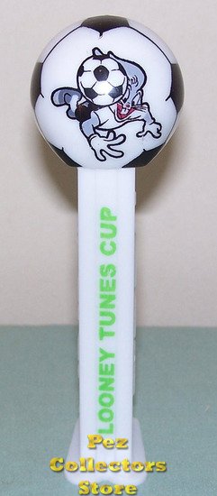 (image for) Bugs Bunny Looney Tunes Cup Soccer Ball Pez - Click Image to Close