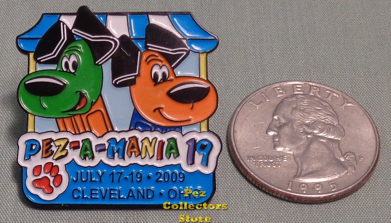 (image for) 2009 Pezamania 19 Yappy Blue Awning Absentee Lapel Pin - Click Image to Close