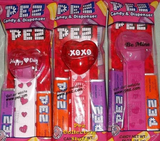 (image for) 2015 Valentine Heart Pez Bold Be Mine, XOXO, Happy (heart) Day M - Click Image to Close