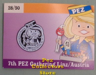(image for) 2009 7th Linz Austria Pez Gathering Black and White Pin 50 made - Click Image to Close