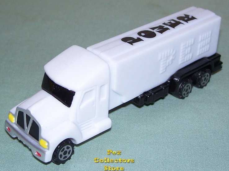 (image for) 2010 European Pez Power Truck Rig V Grill White Trailer - Click Image to Close