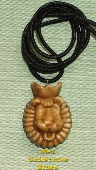 (image for) Small Lion with Crown Pez Resin Necklace - Click Image to Close
