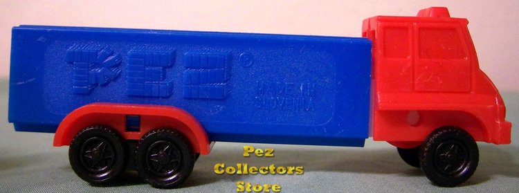 (image for) D Series Truck R3 Red Cab on Blue Trailer Pez - Click Image to Close