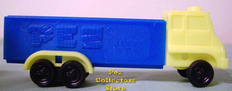 (image for) D Series Truck R3 Yellow Cab on Blue Trailer Pez - Click Image to Close