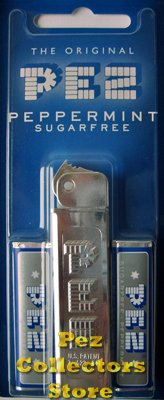 (image for) 2013 Silver Glow MOC with Sugarfree Peppermint Pez