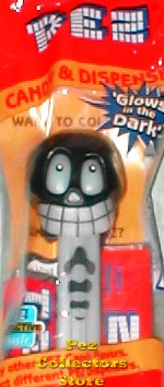 (image for) Toti the Skeleton Glow-In-The-Dark Pez MIP - Click Image to Close