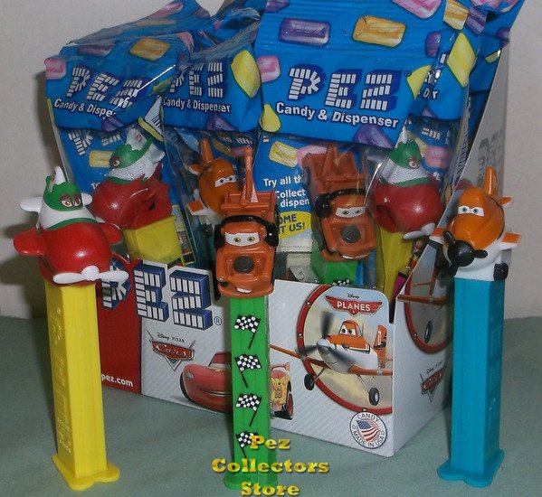 (image for) World of Cars Pez Dusty, El Chupacabra Planes, Race Flag Mater M
