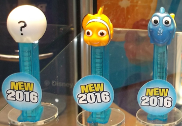 Finding Dory Pez Set with Crystal Stems