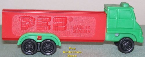 (image for) D Series Truck R3 Green Cab on Red Trailer Pez