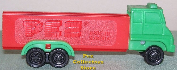 (image for) D Series Truck R3 Green Cab on Red Trailer Pez - Click Image to Close