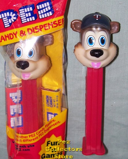 (image for) Minnesota Twins TC Bear Promotional Pez 1998 copyright MIB