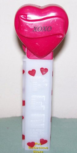 (image for) 2006 Maroon Heart Pez XOXO White Printed Stem Loose