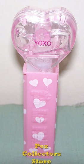 (image for) 2008 Pink Crystal Heart Pez - Red Block Font XOXO Loose - Click Image to Close