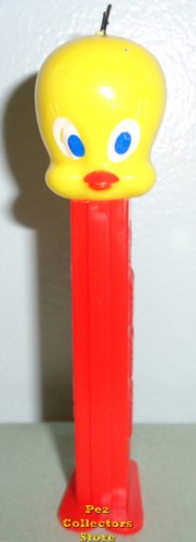 (image for) Tweety Pez with No Hinge Hole on Red Canadian WB Looney Tunes