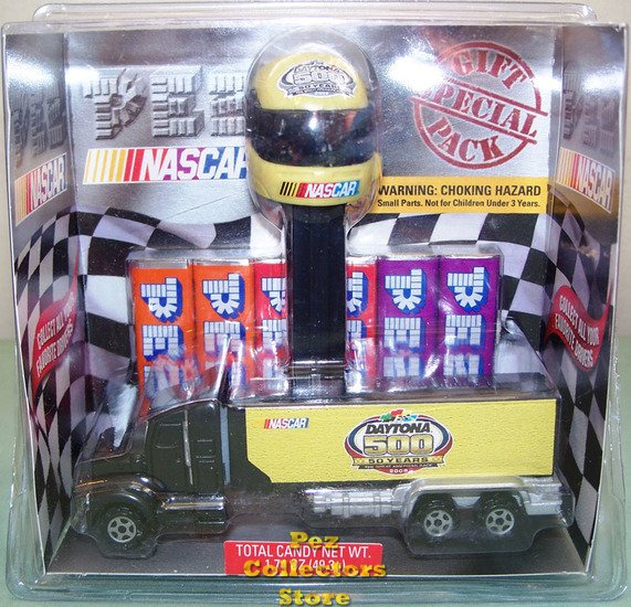 (image for) Daytona 500 Nascar Helmet and Hauler Pez Gift Set - Click Image to Close