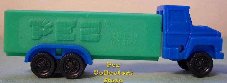 (image for) D Series Truck R1 Blue Cab on Green Trailer Pez