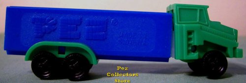 (image for) D Series Truck R2 Green Cab on Blue Trailer Pez
