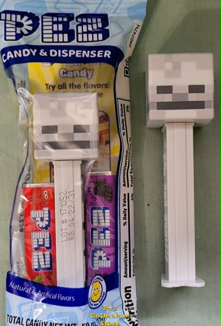(image for) Minecraft Skeleton Pez MIB