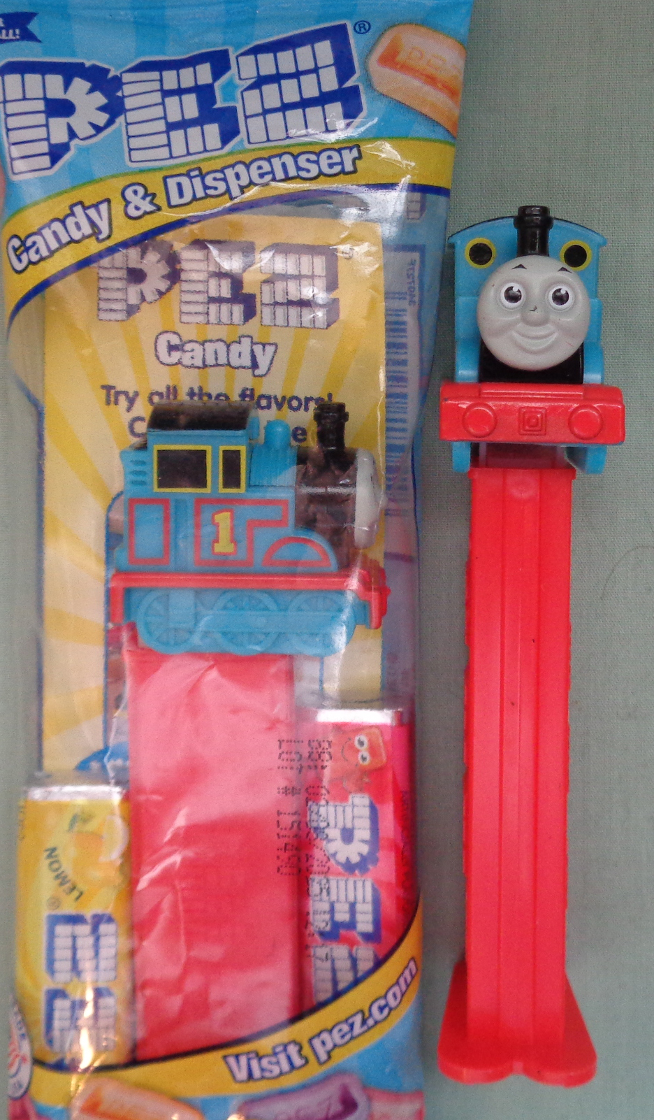 PEZ Candy & Dispenser Thomas The Train Thomas New Sealed