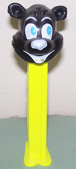 PEZ ペッツ　ブラック　スカル Toti the Skeleton Glow-In-The-Dark Pez MIP - $5.00