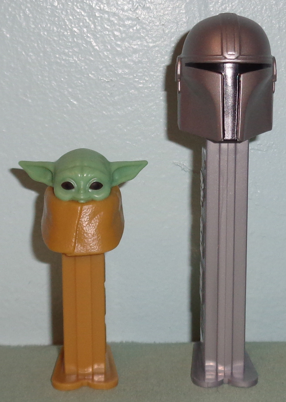 yoda pez dispenser