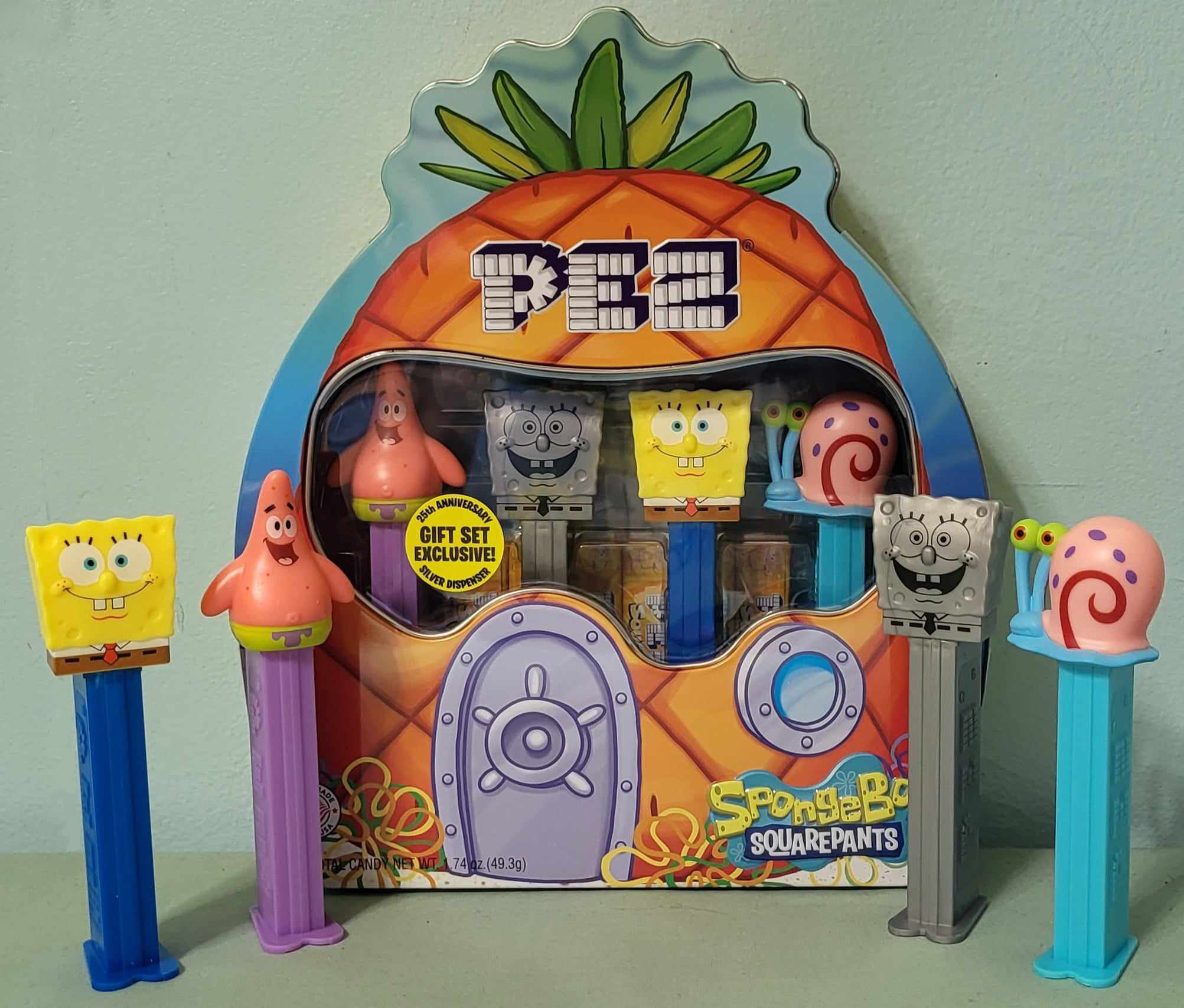 SpongeBob Anniversary Pineapple Gift Tin with Exclusive PEZ