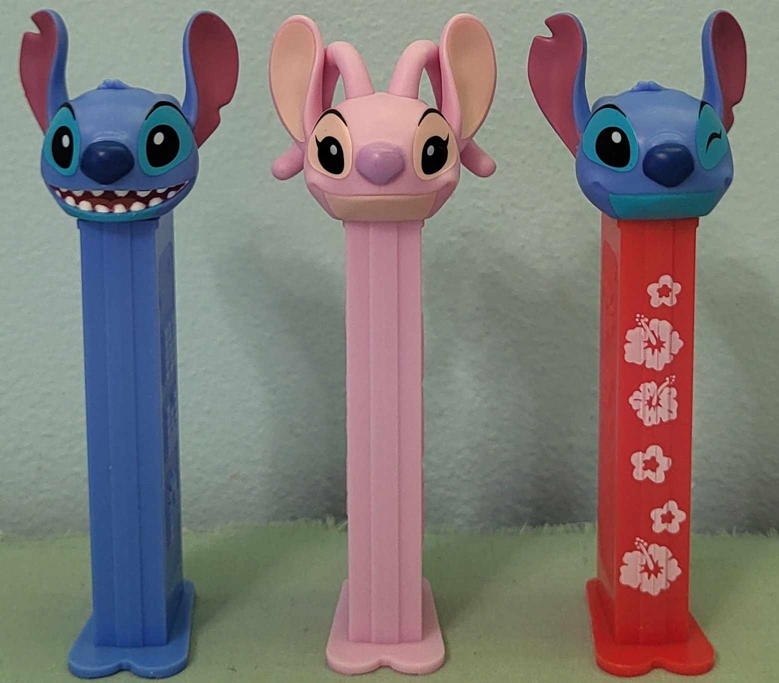 Disney Stitch, Angel and Aloha Stitch Pez Set Loose SOS - $12.00