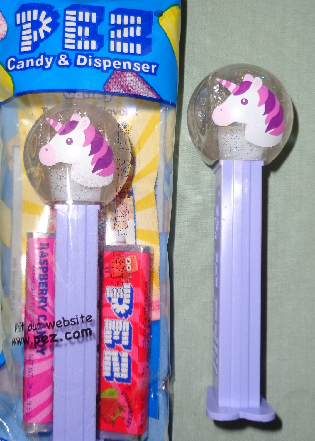 2019 RELEASE UNICORN ON GLITTERING CRYSTAL BALL PEZ MINT IN BAG W/ CANDY 