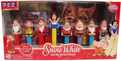 Snow White and the Seven Dwarfs Pez Gift Set