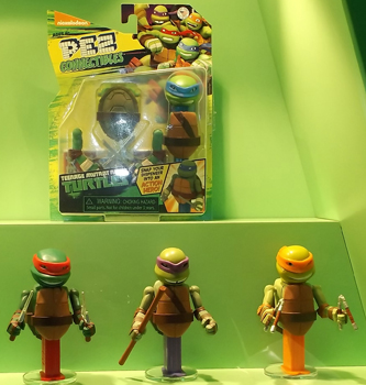 Teenage Mutant Ninja Turtles Connectible Pez with Body Parts