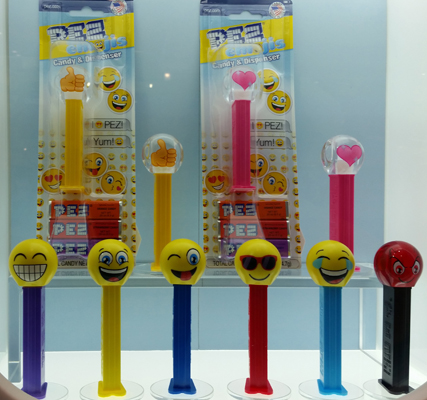 2018 Emoji Pez additions