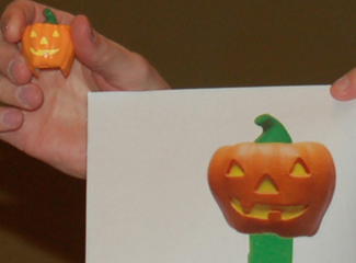 2012 Jack-o-lantern Pez